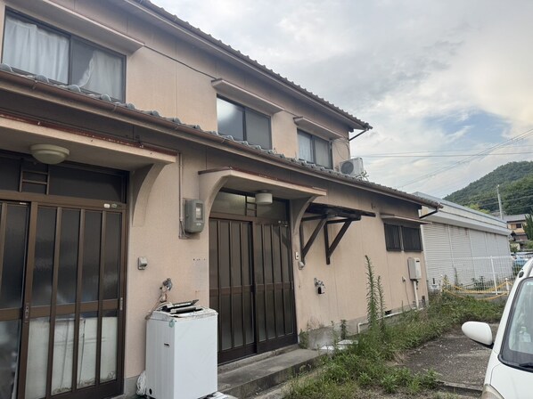 吉田貸家の物件外観写真